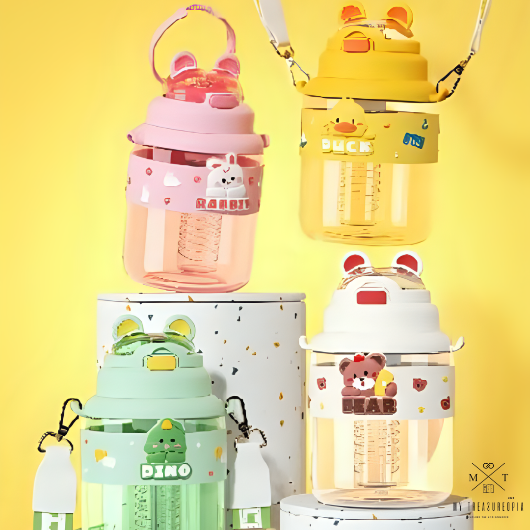 Cute Animals Round Bottle With Fruit Infuser Partition - 1100ML