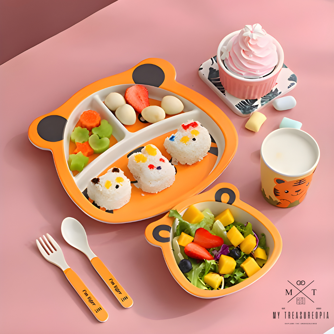 Polar Bear Dinner Set ( Set of 5 Pcs , Bamboo Fiber )